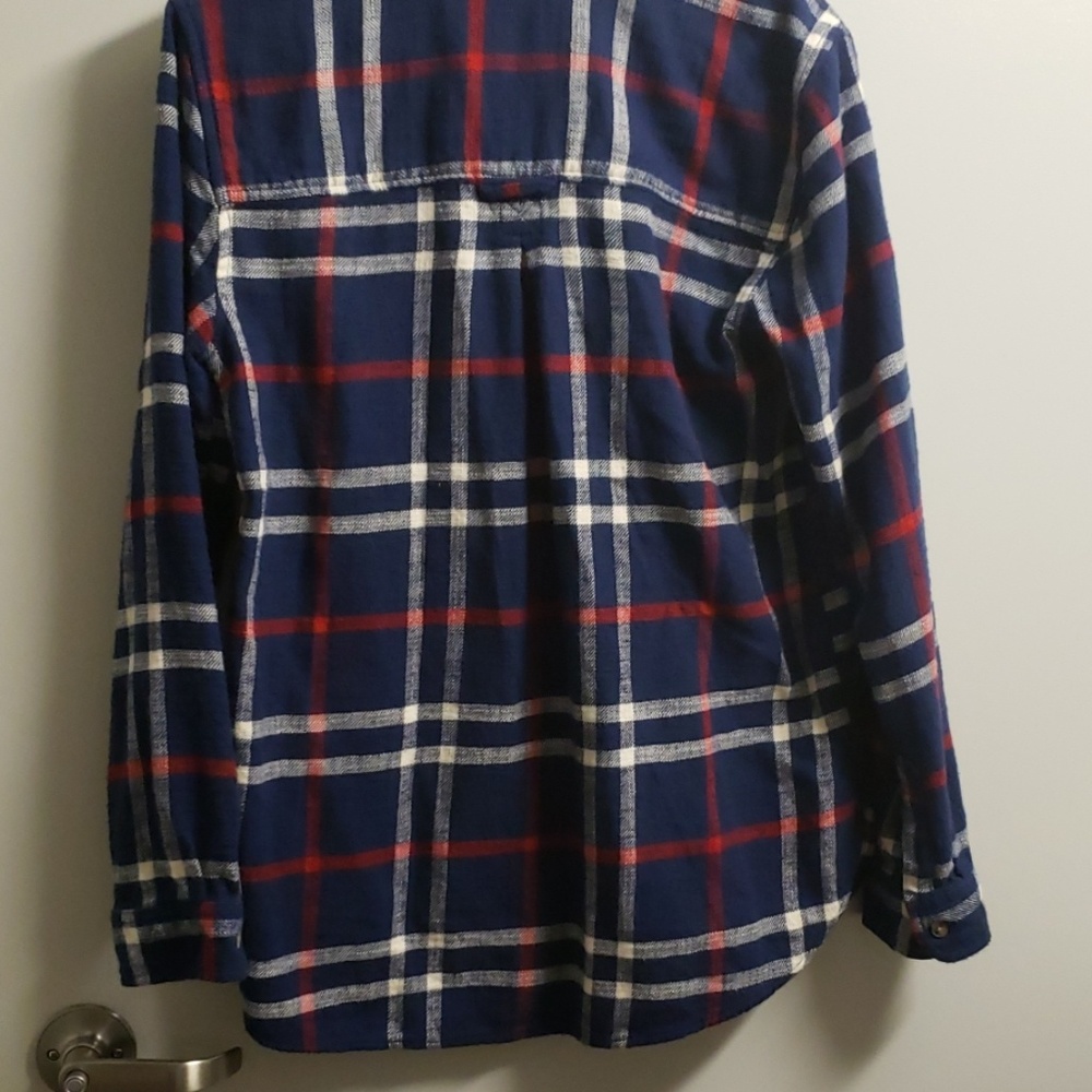 Button down flannel - Picture 4 of 4